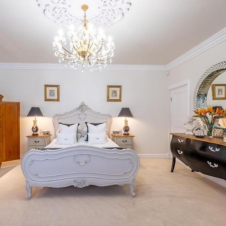 Grand Lux Boutique Manor Hotel เฮอร์มานุส ภายนอก รูปภาพ