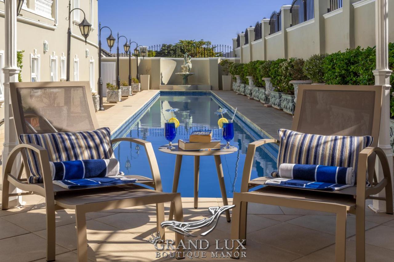 Grand Lux Boutique Manor Hotel เฮอร์มานุส ภายนอก รูปภาพ