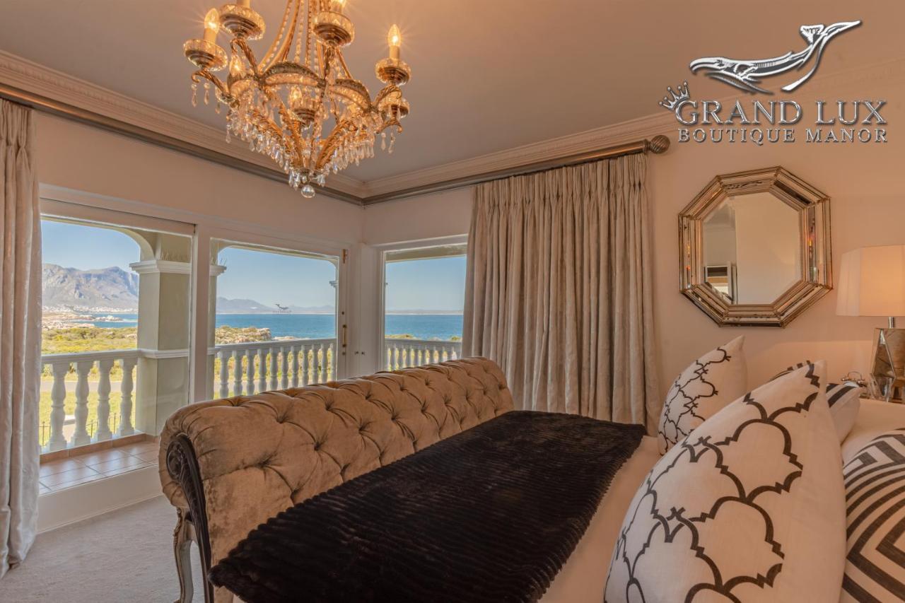 Grand Lux Boutique Manor Hotel เฮอร์มานุส ภายนอก รูปภาพ