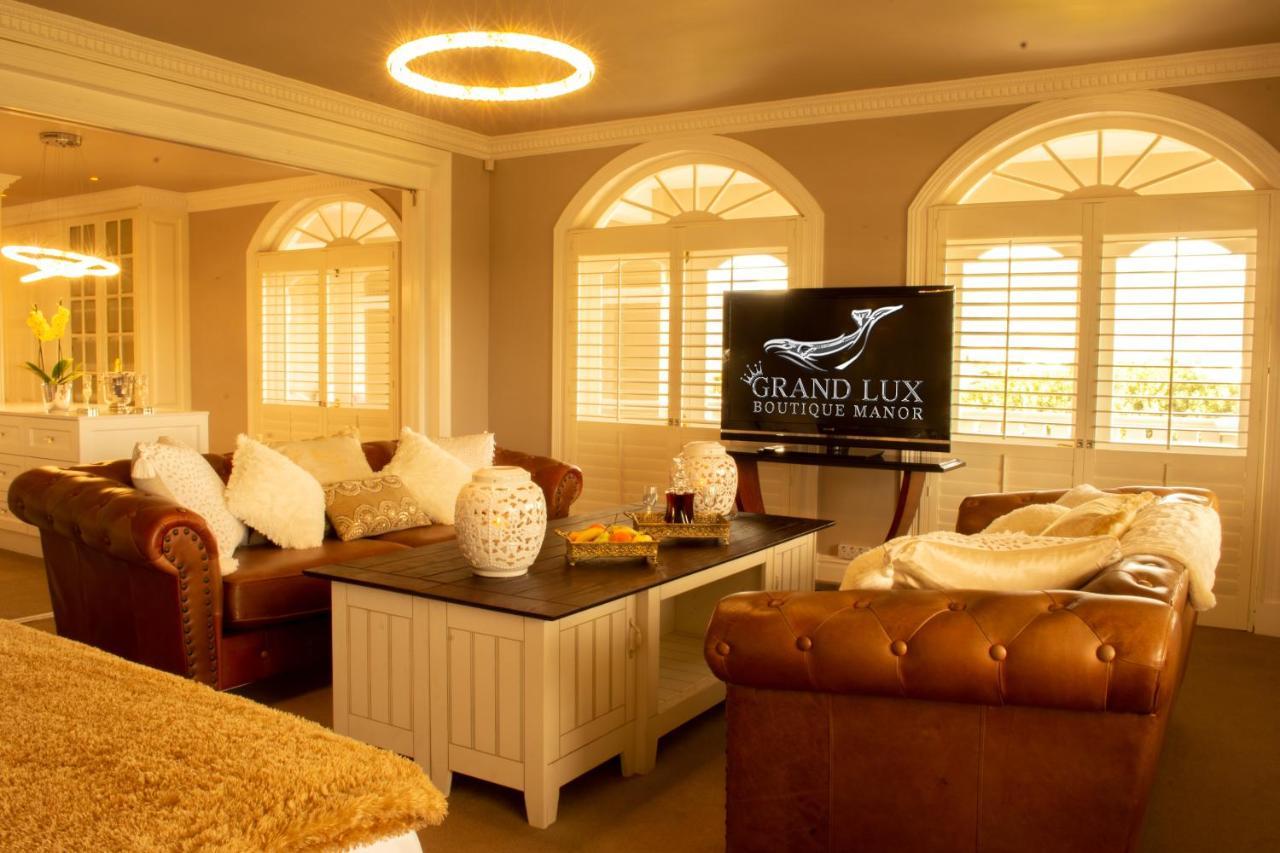 Grand Lux Boutique Manor Hotel เฮอร์มานุส ภายนอก รูปภาพ