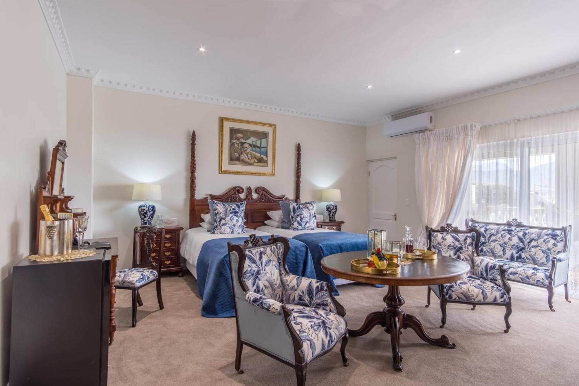 Grand Lux Boutique Manor Hotel เฮอร์มานุส ภายนอก รูปภาพ
